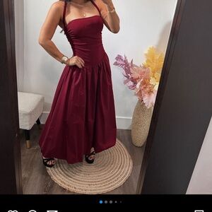Elegant Burgundy Strapless Dress